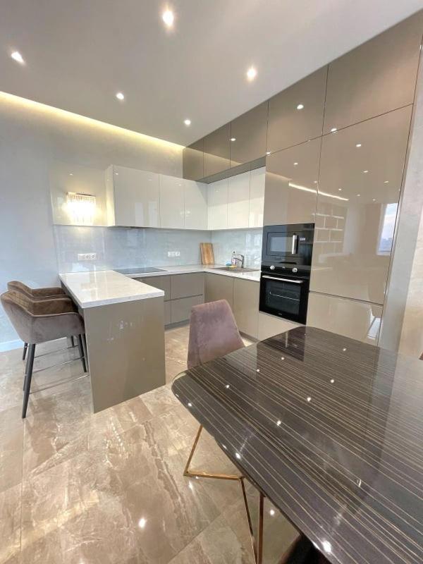 Vip Apartment 120M2 With Panoramic Windows, 22 Floor. Obolon Kiew Exterior foto