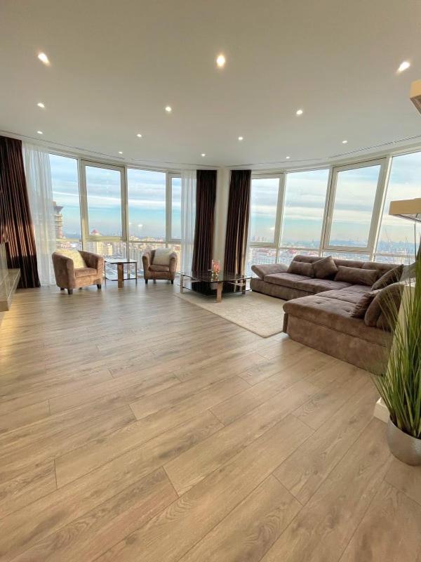 Vip Apartment 120M2 With Panoramic Windows, 22 Floor. Obolon Kiew Exterior foto